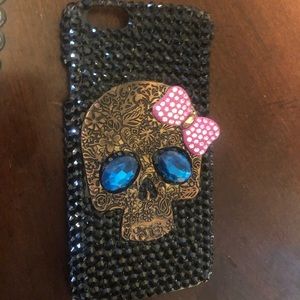 iPhone sparkle case with skull